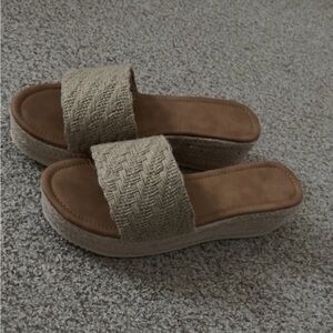 Tan Wedges